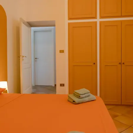 Holiday home Lilium Casa Di Lusso Ariana Con Patio, E Parcheggio *